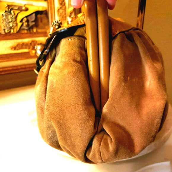 Sold - Picture 10 of 16